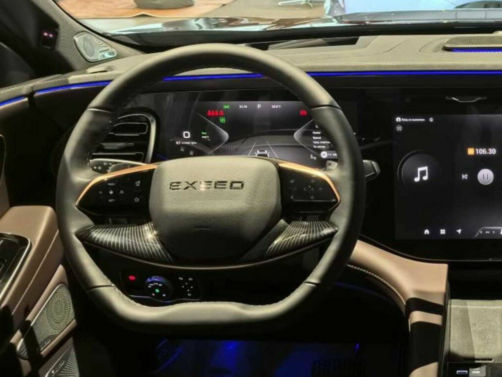 EXEED VX President 7 мест 2.0T 8AT 4WD