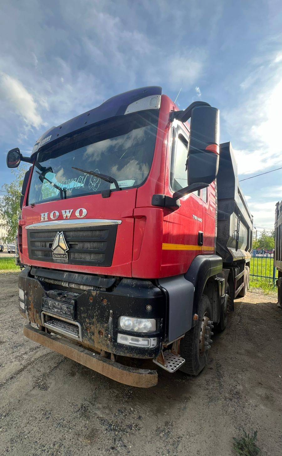 HOWO ZZ3317V386GE1 8х4 Лот 000007615
