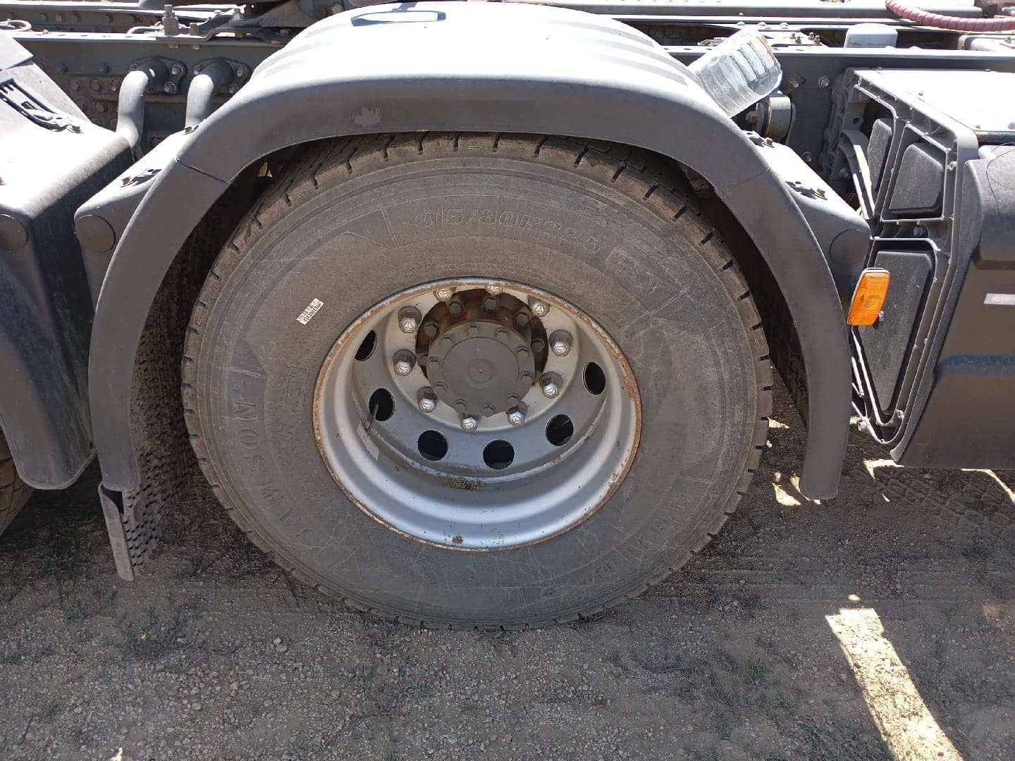 Sitrak С7Н MAX 6×4 ZZ4256V364HE,  165 355 км, 2023 года в лизинг