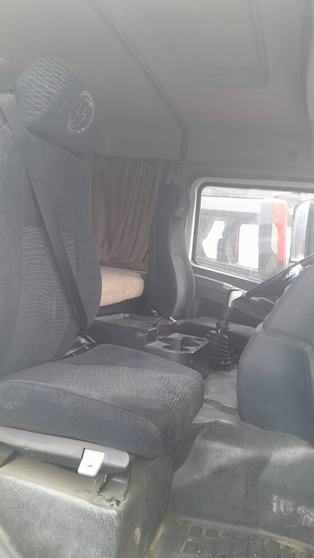 Shacman SX32586V384,  132 514 км, 2022 года