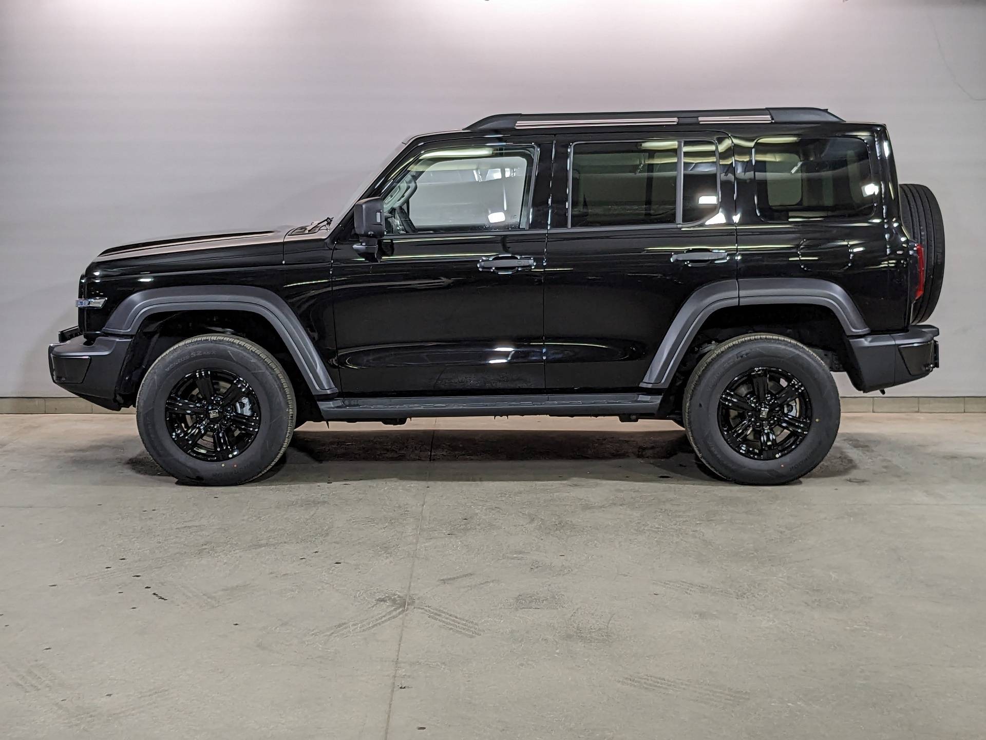 Tank 300 City Premium 2.0 8AT 4WD