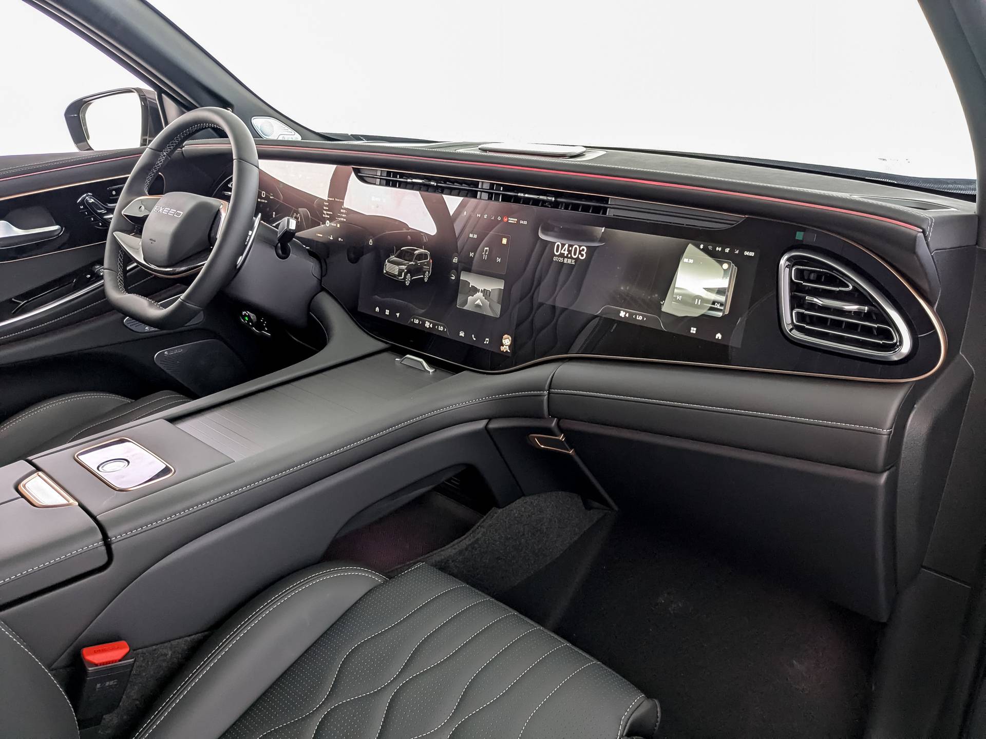 EXEED VX President 7 мест 2.0T 8AT 4WD