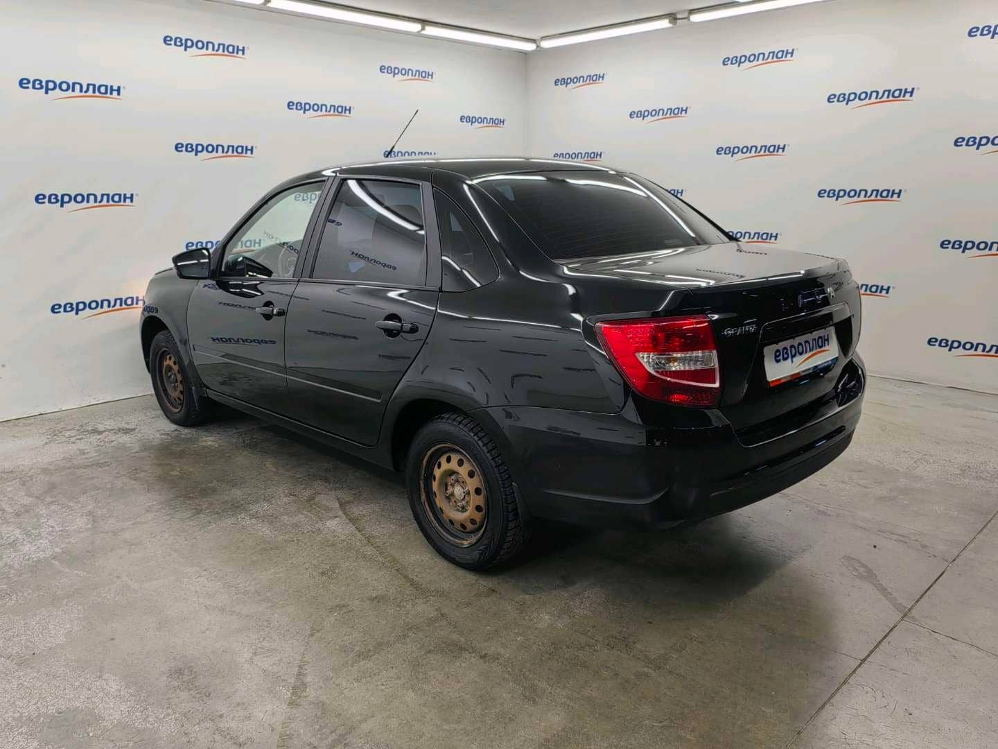 Lada Granta седан,  65 746 км, 2024 года в лизинг