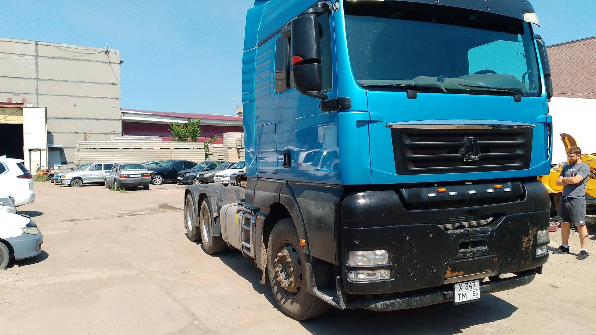 Sitrak С7Н 6×4 ZZ4256V364HE,  602 471 км, 2023 года в лизинг