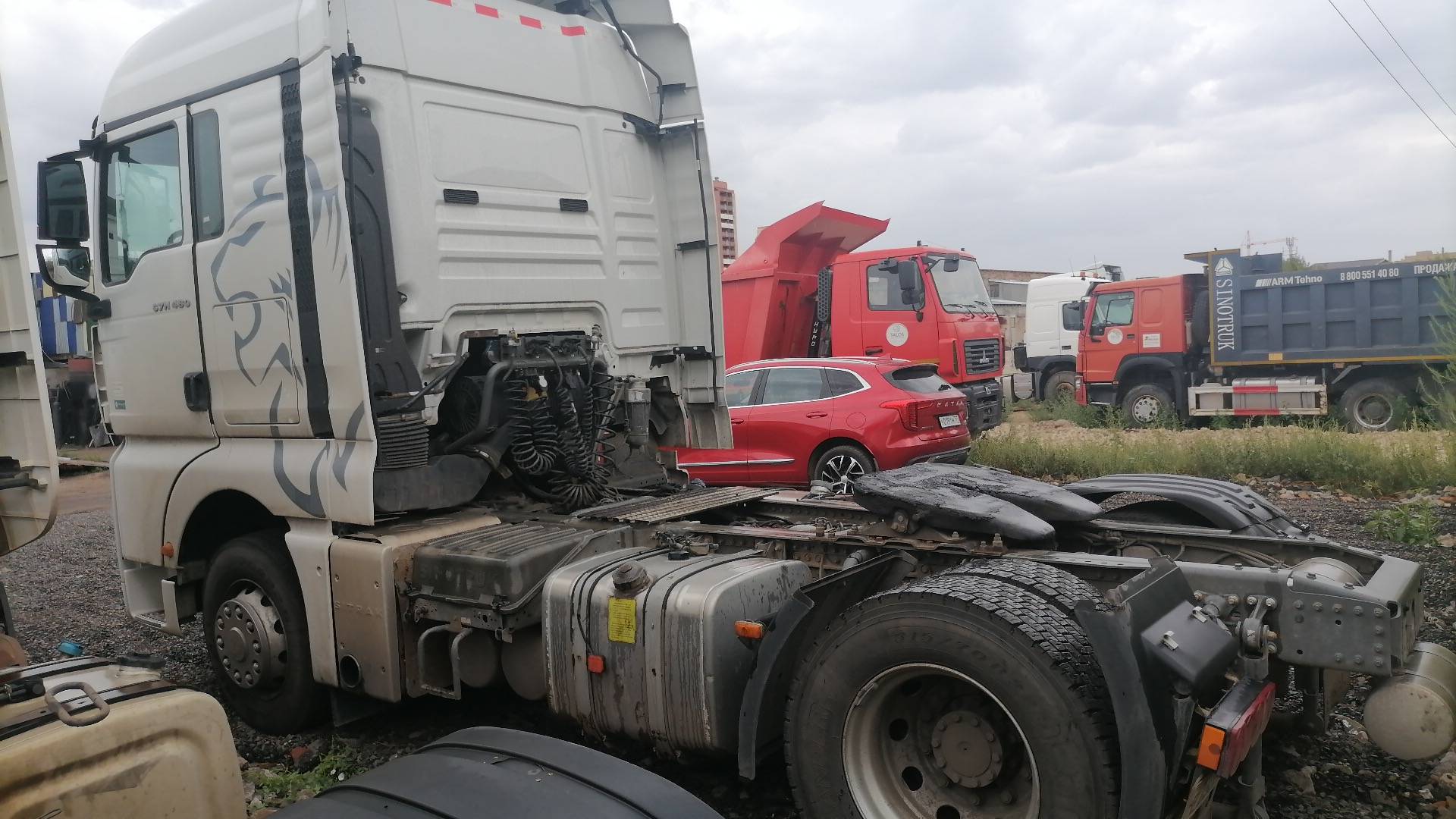 Sitrak С7Н MAX 6×4 ZZ4256V364HE,  270 190 км, 2022 года в лизинг