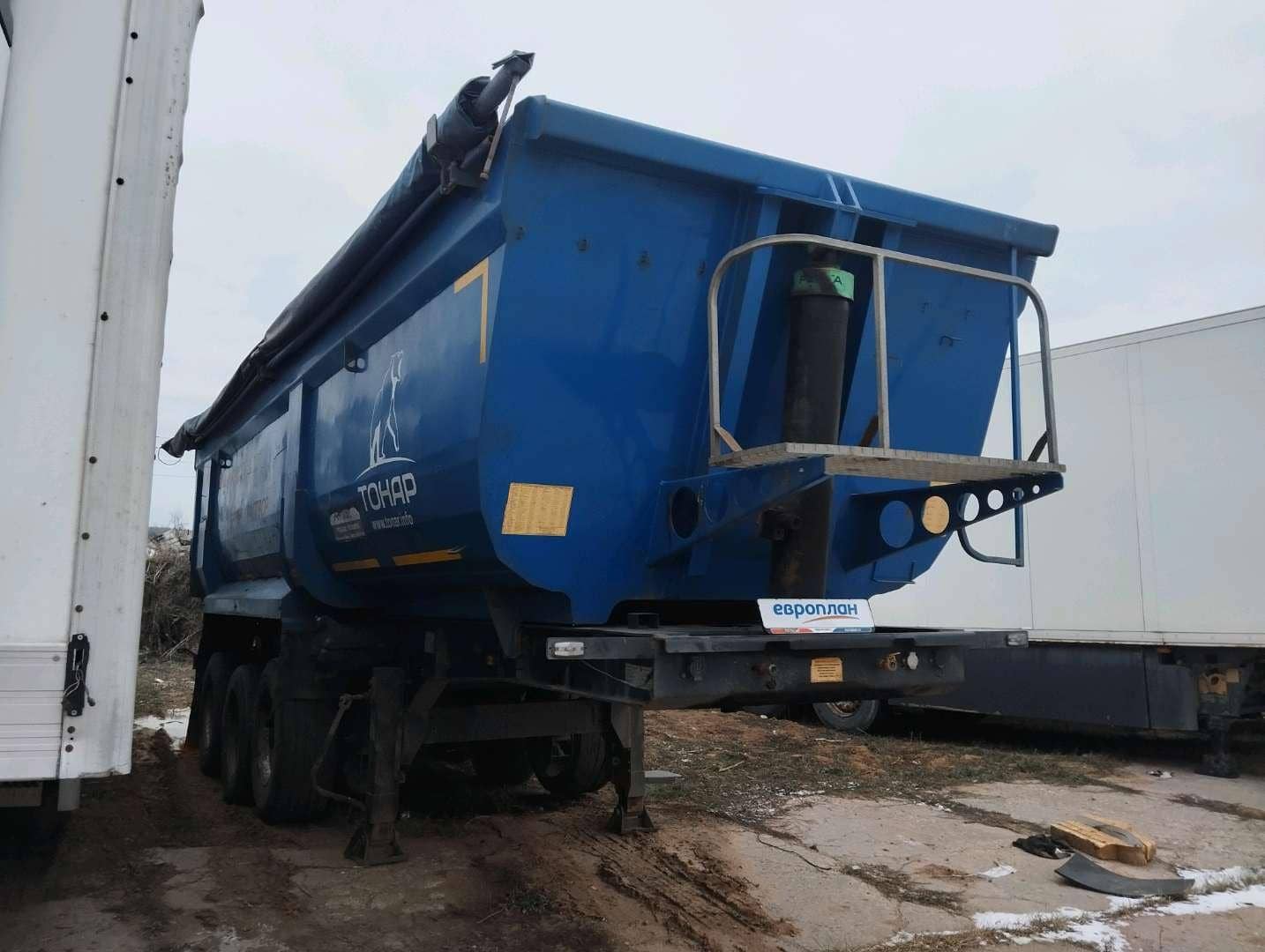 Тонар Самосвальный 9523 (29,4 куб.м)