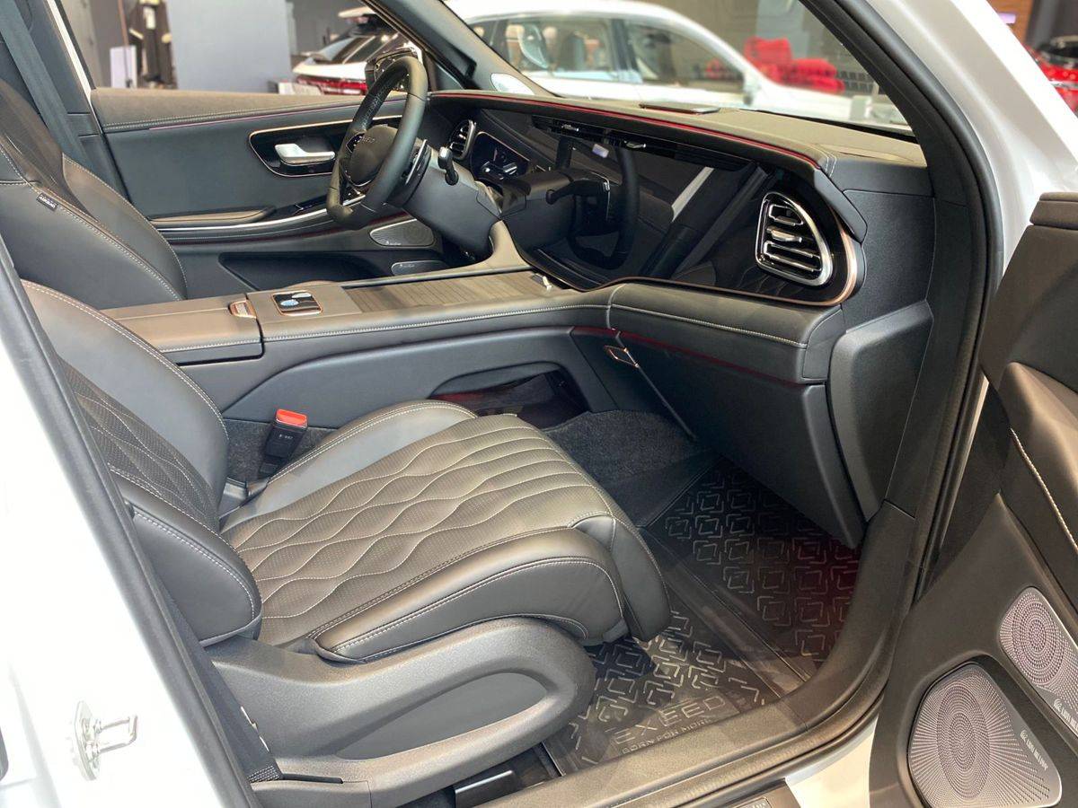 EXEED VX President 7 мест 2.0T 8AT 4WD