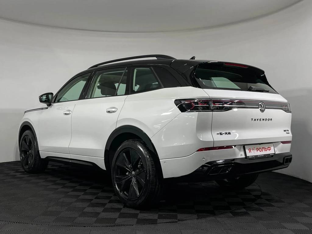 Volkswagen Tavendor R-Line Edition 380TSI 7AT 4Motion