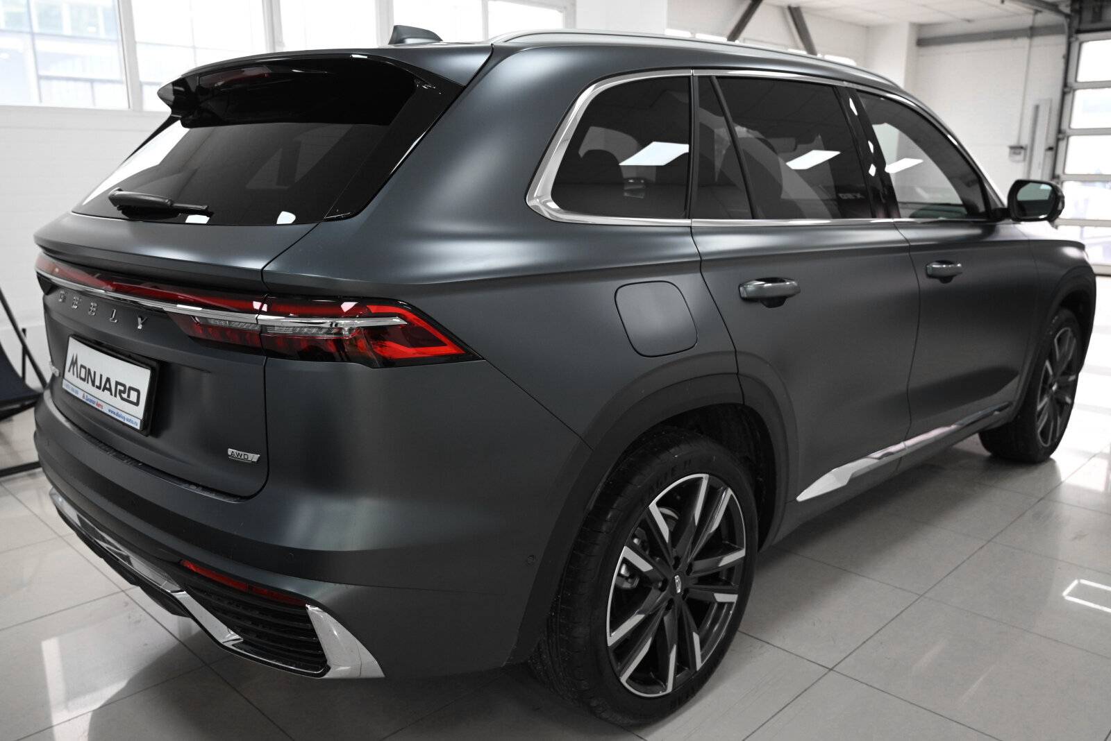 Geely Monjaro Exclusive 2.0T (238 hp) 8AT 4WD
