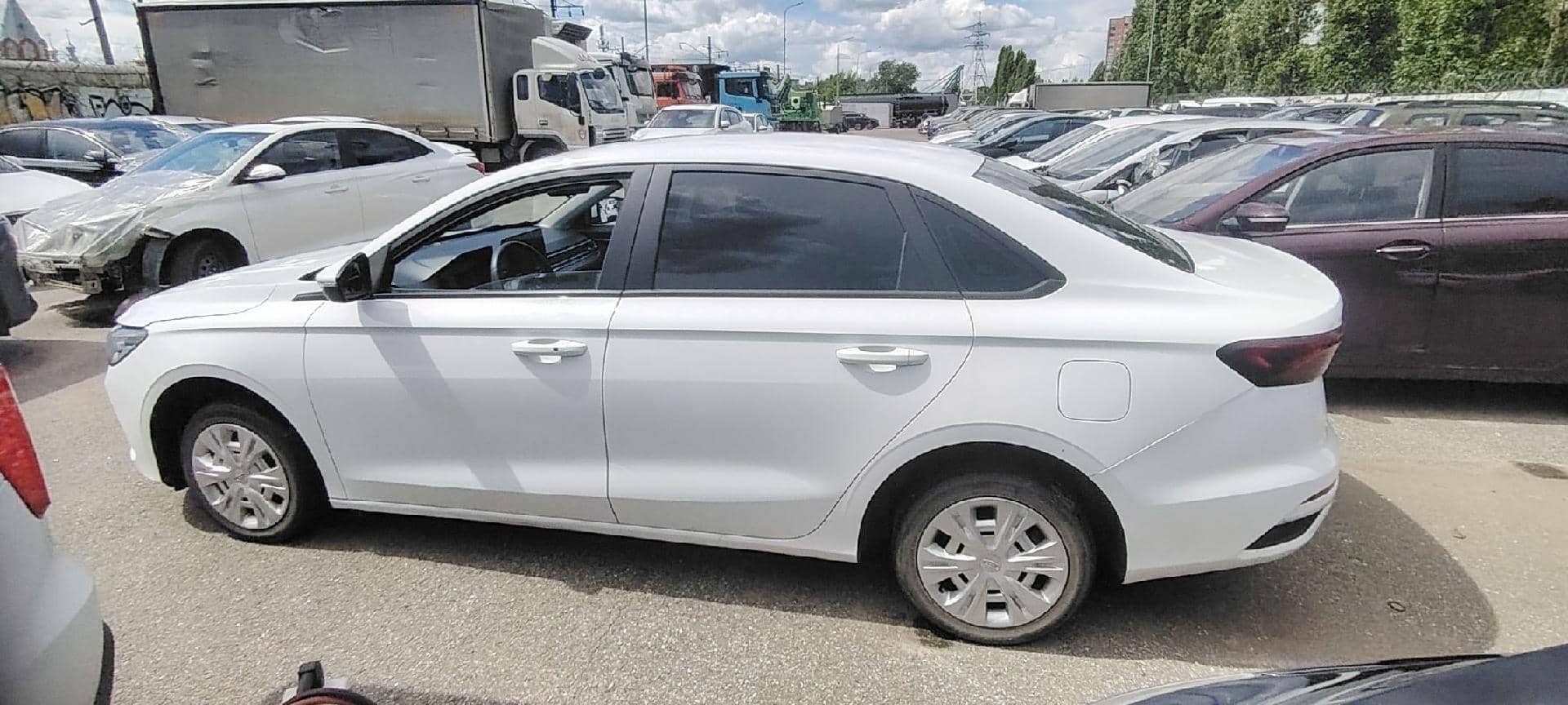 Geely Emgrand,  119 602 км, 2023 года в лизинг