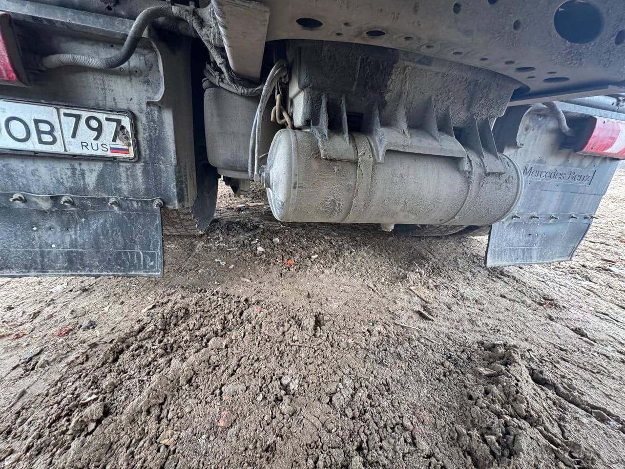 Mercedes-Benz Actros 4 1842 LS 4x2 (BigSpace),  837 063 км, 2019 года в лизинг