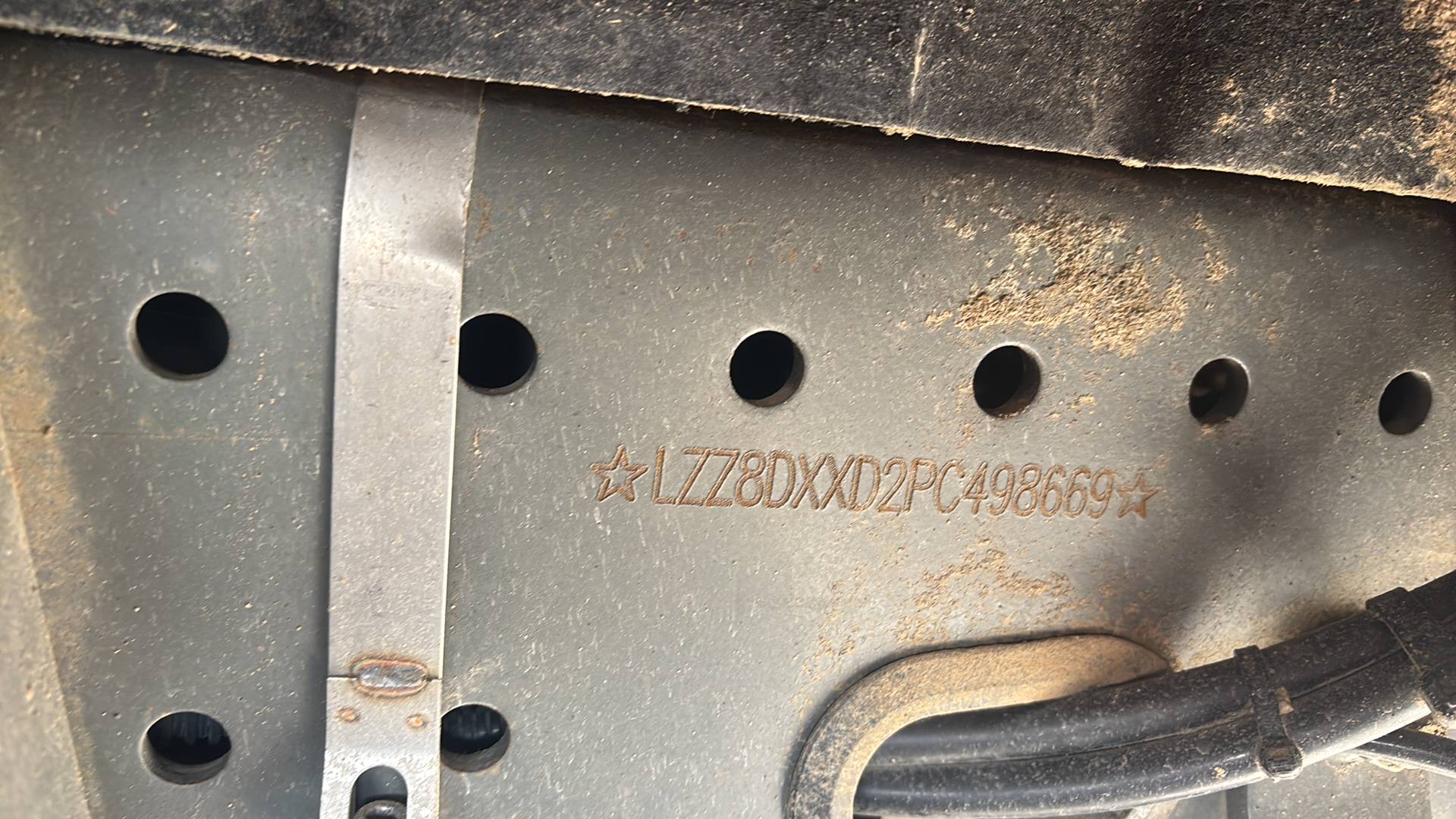 Sitrak ZZ3316V386ME,  153 475 км, 2023 года в лизинг