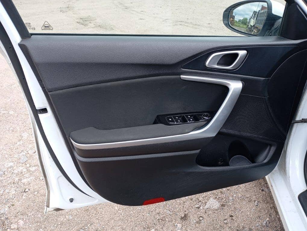 KIA Ceed,  68 356 км, 2021 года в лизинг