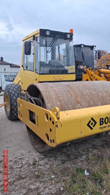 BOMAG BW215D-40