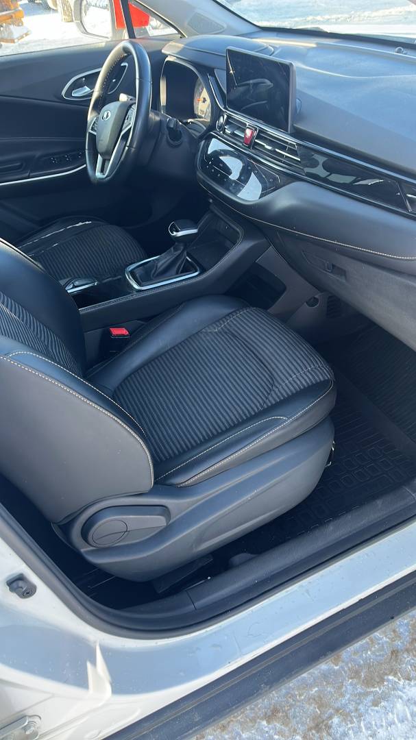 Москвич 3,  113 220 км, 2023 года в лизинг