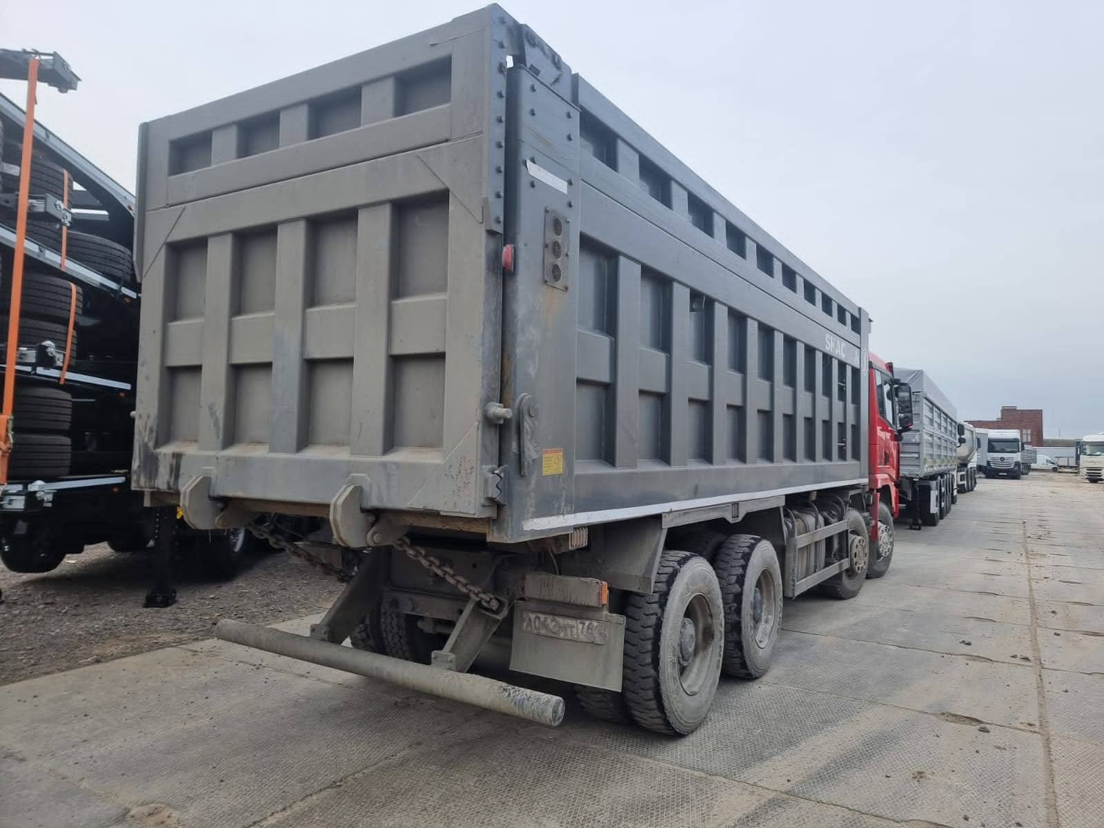 Shacman SX33186W366C Лот 000000830
