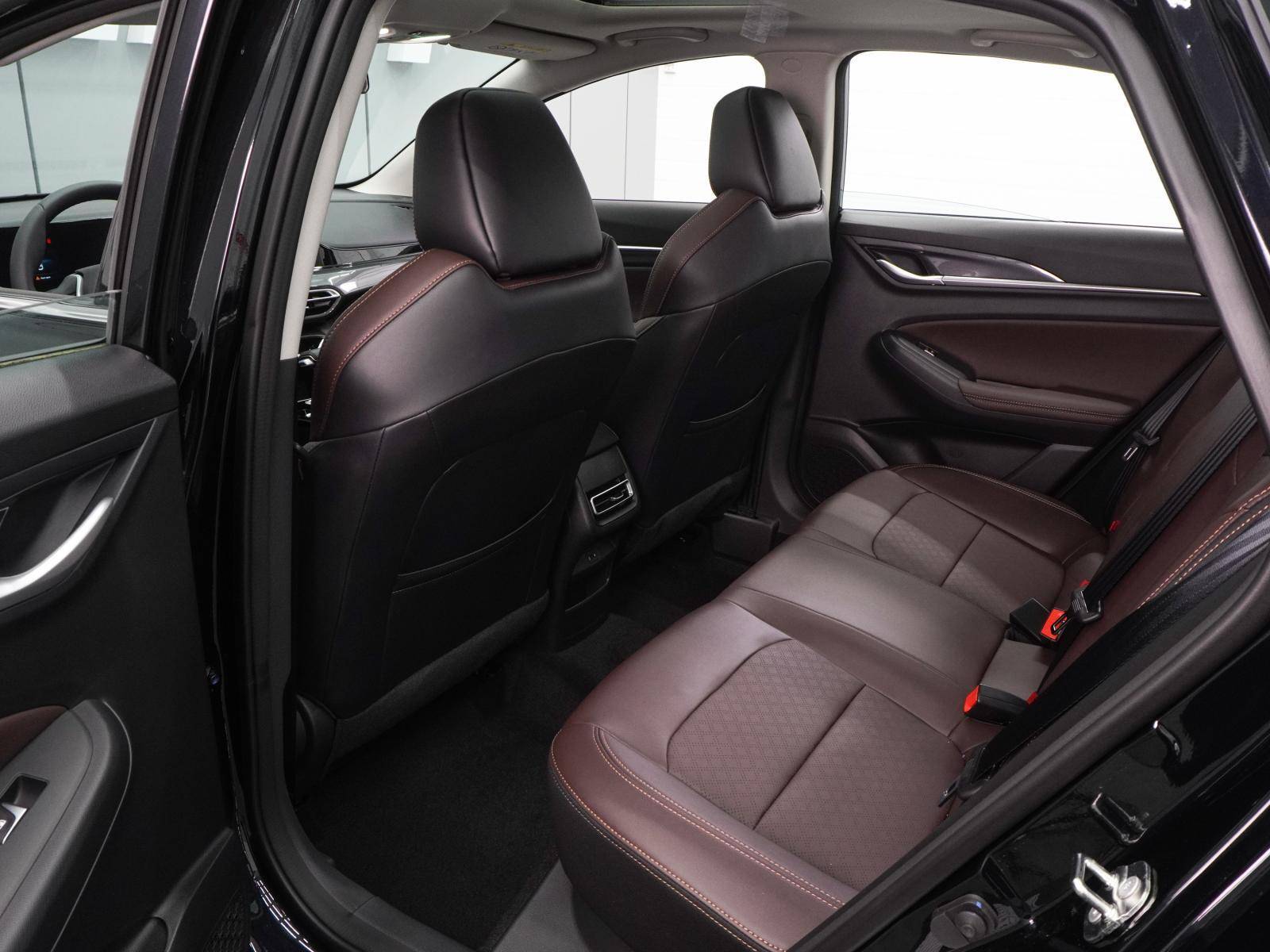 Changan Eado Plus LX 1.4T 7DCT