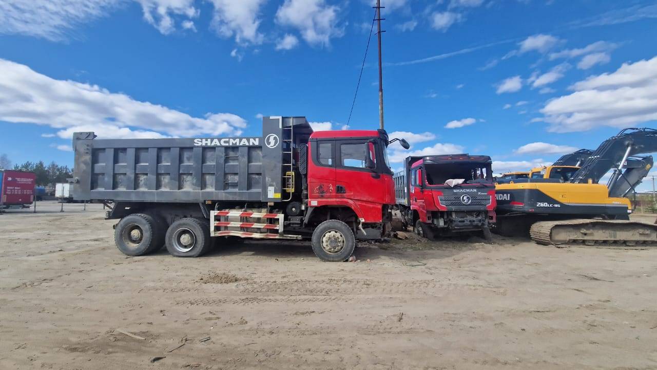 Shacman SX32586T385