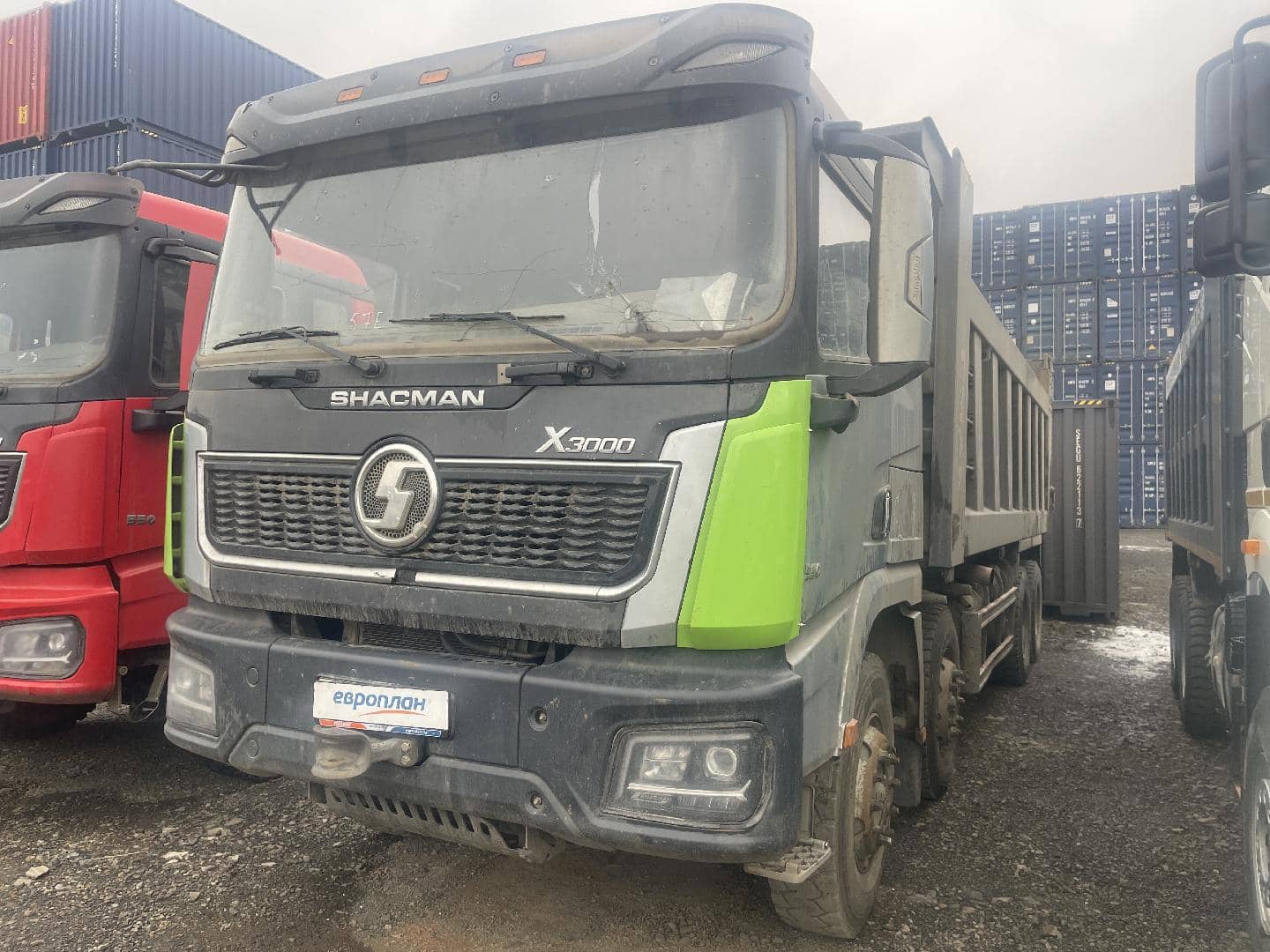 Shacman SX331863366 (скальный кузов)
