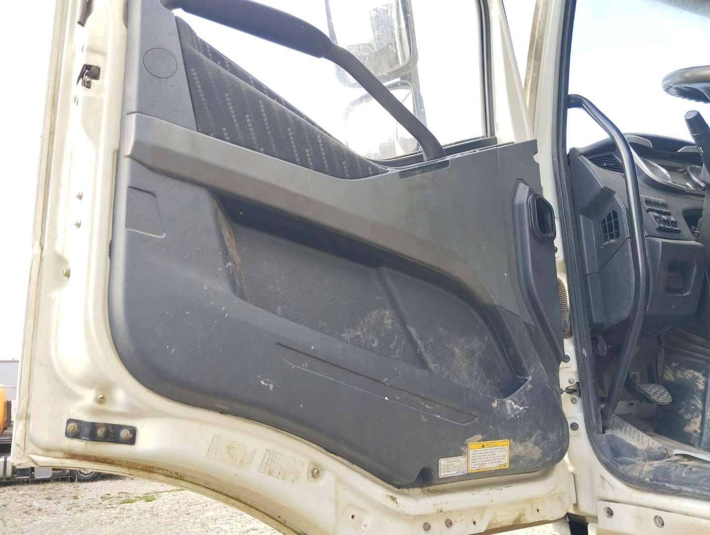 FAW CA3250P66K24L1TE5 6x6,  226 534 км, 2022 года в лизинг