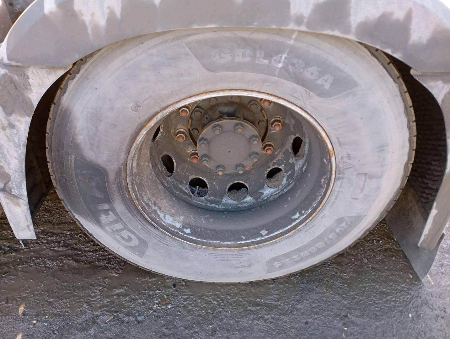 Mercedes-Benz Actros 1853,  306 028 км, 2023 года в лизинг