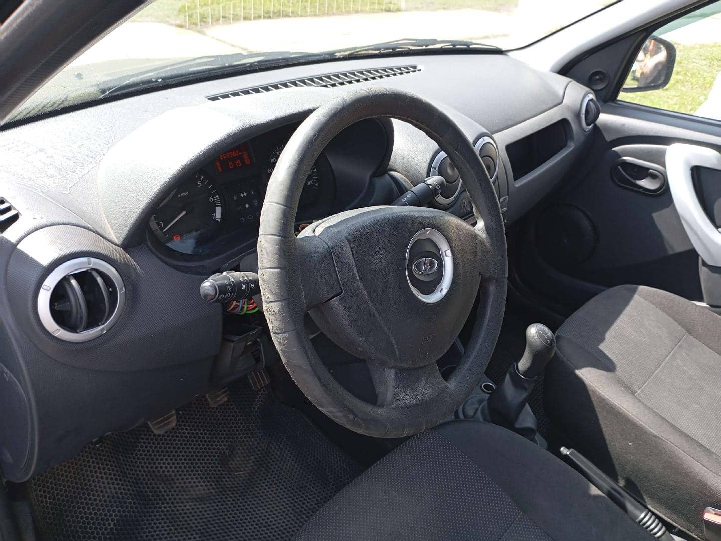 Lada Largus универсал,  269 982 км, 2019 года в лизинг