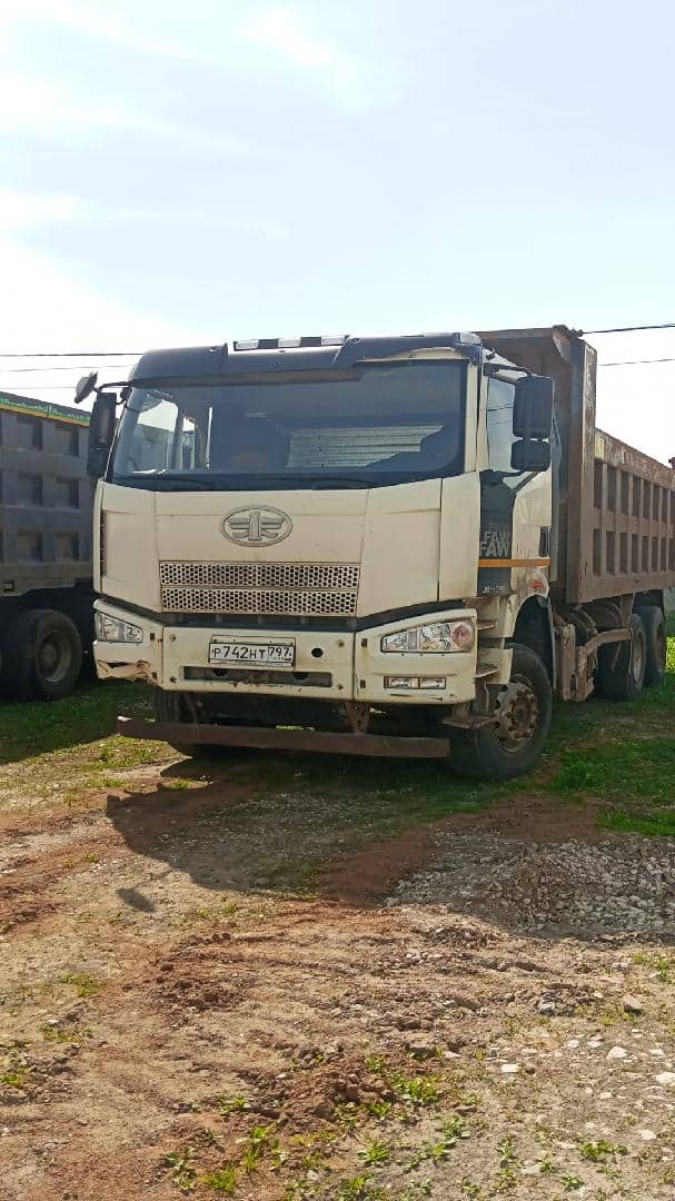 FAW CA3250P66K24T1E5 6х4,  166 469 км, 2023 года в лизинг