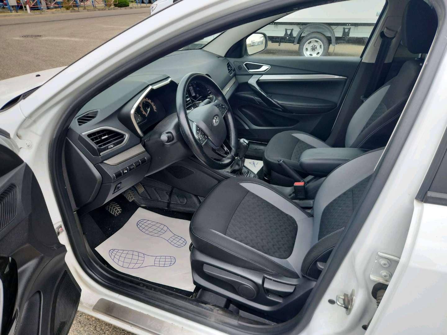 Lada Vesta седан,  66 423 км, 2023 года в лизинг