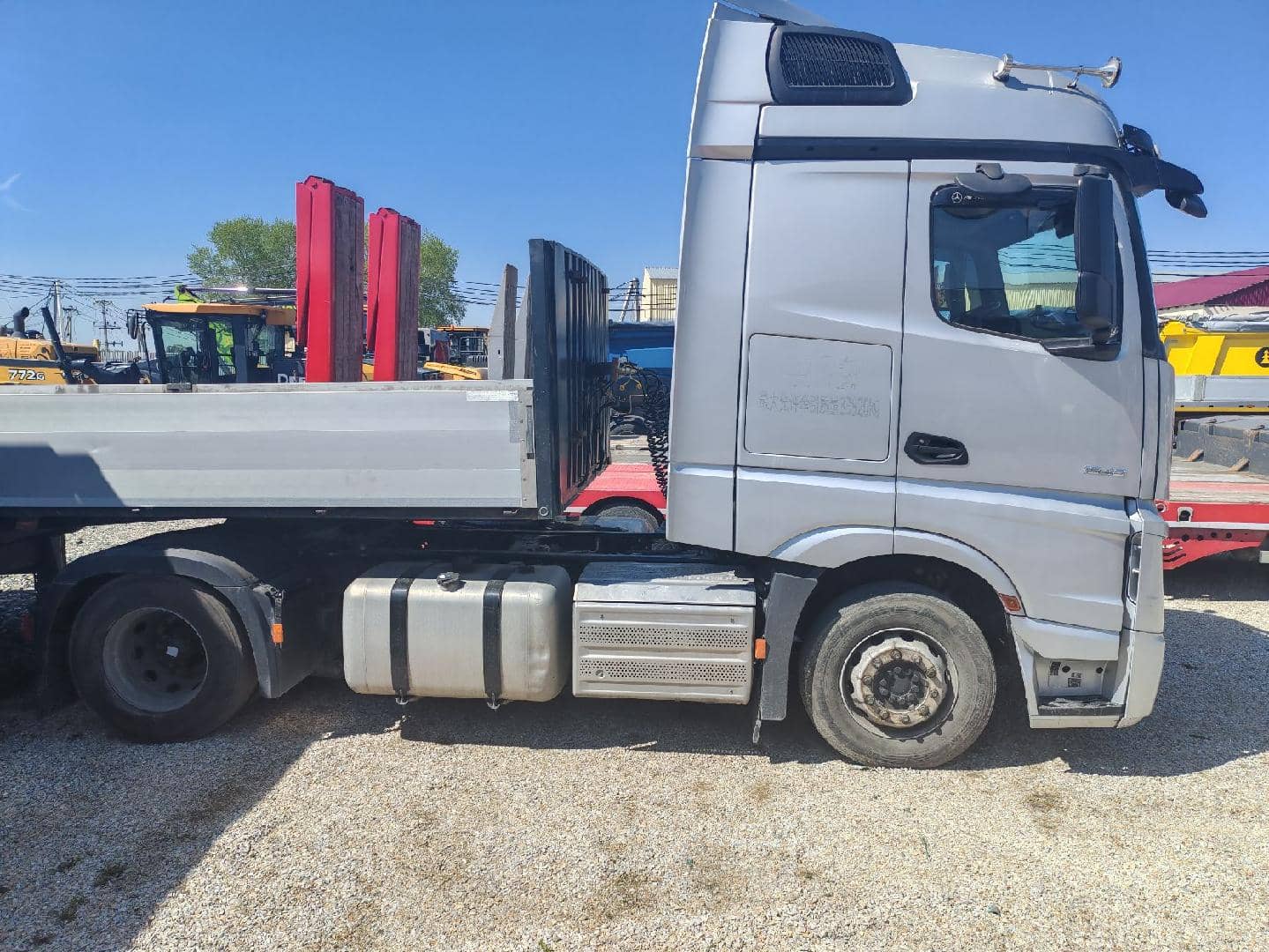 Mercedes-Benz Actros 1848 LS,  162 187 км, 2023 года
