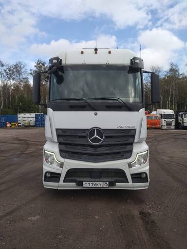Mercedes-Benz Actros 5 L FHS 2042 LS 4x2 (BigSpace)