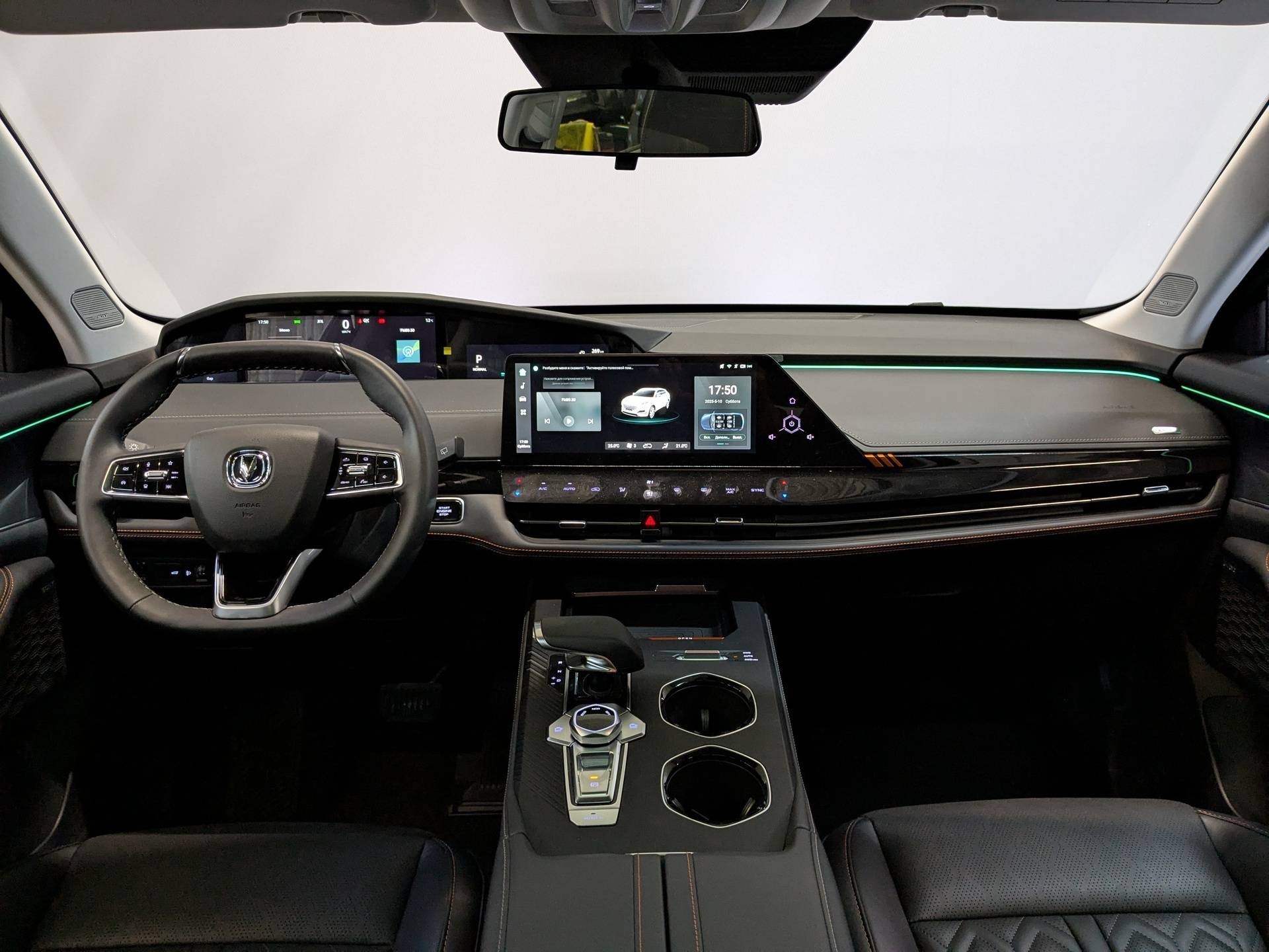 Changan Uni-K Tech 2.0 8AT AWD