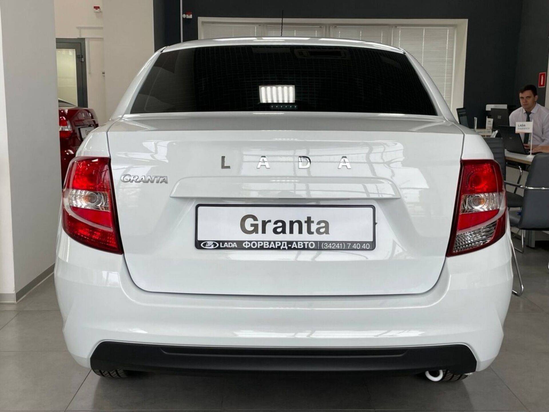 Lada Granta седан Comfort 24 1.6 106hp 5MT