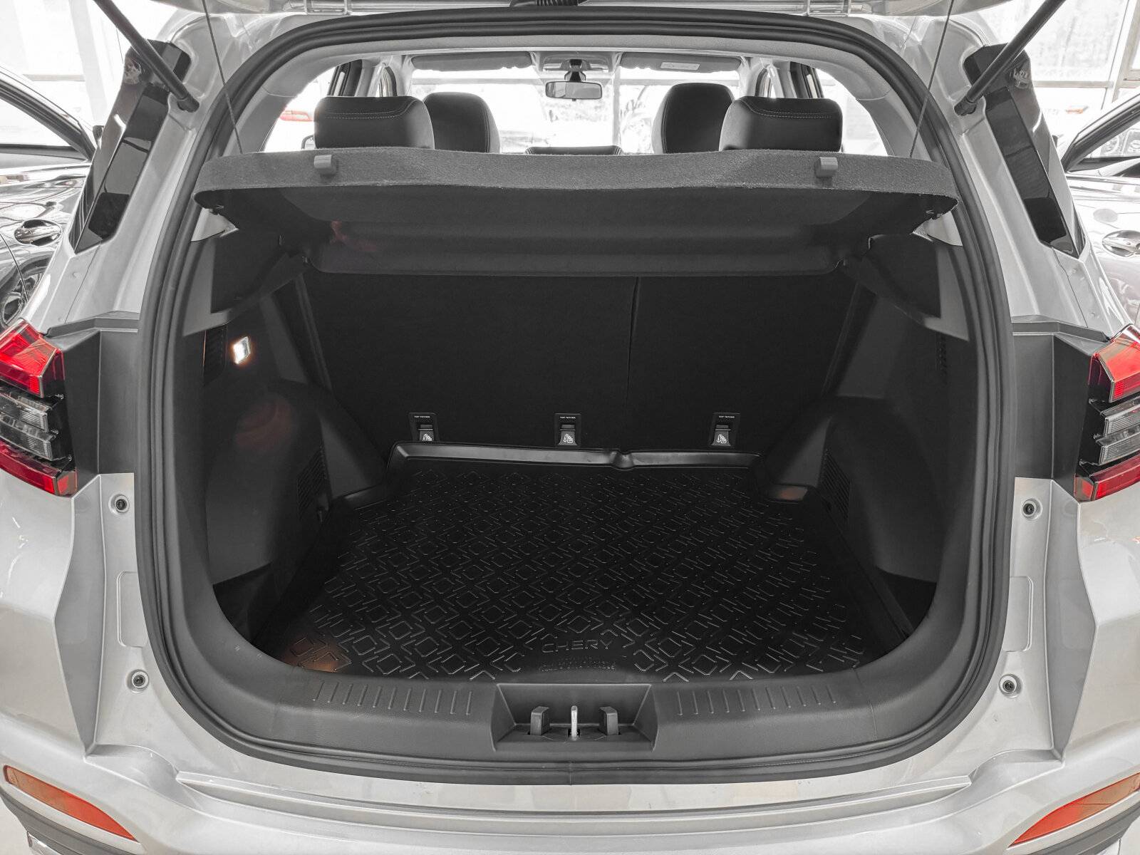 Chery Tiggo 4 PRO Action