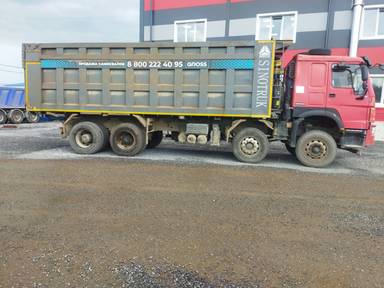 HOWO ZZ3407S3867E 8x4