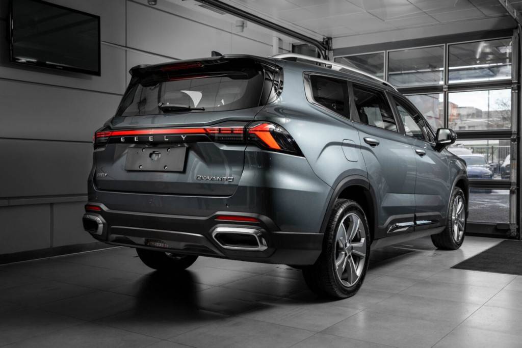 Geely Okavango Flagship 2.0T 7DCT 2WD