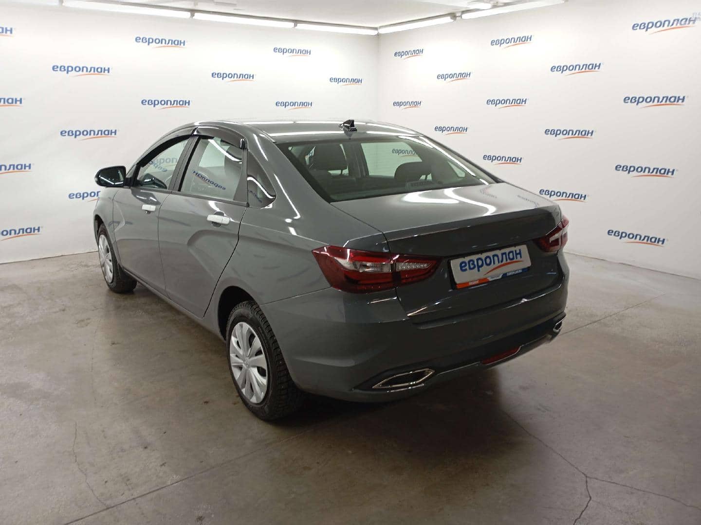 Lada Vesta седан,  41 598 км, 2024 года в лизинг