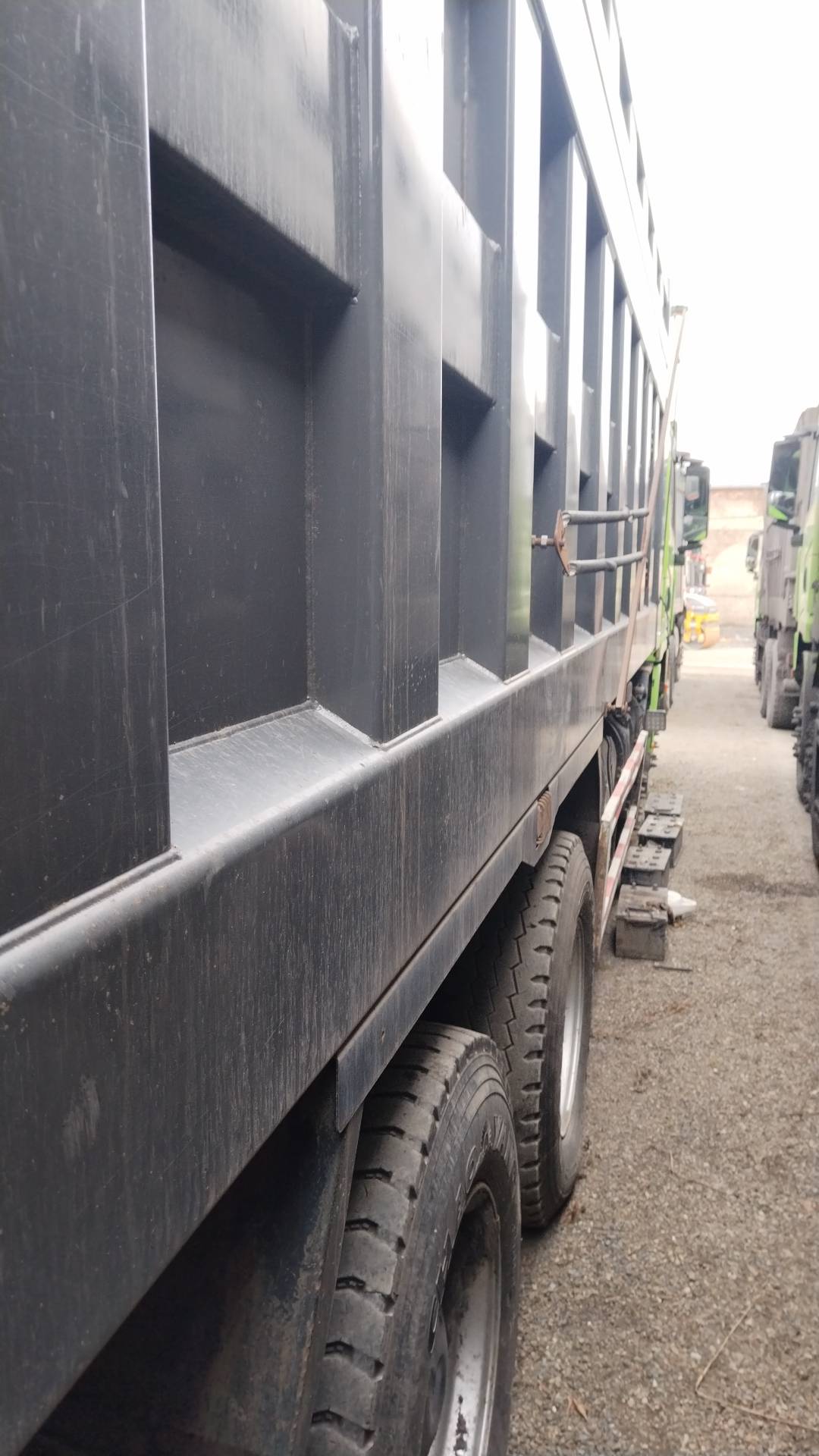 Shacman SX33186V366,  255 297 км, 2022 года