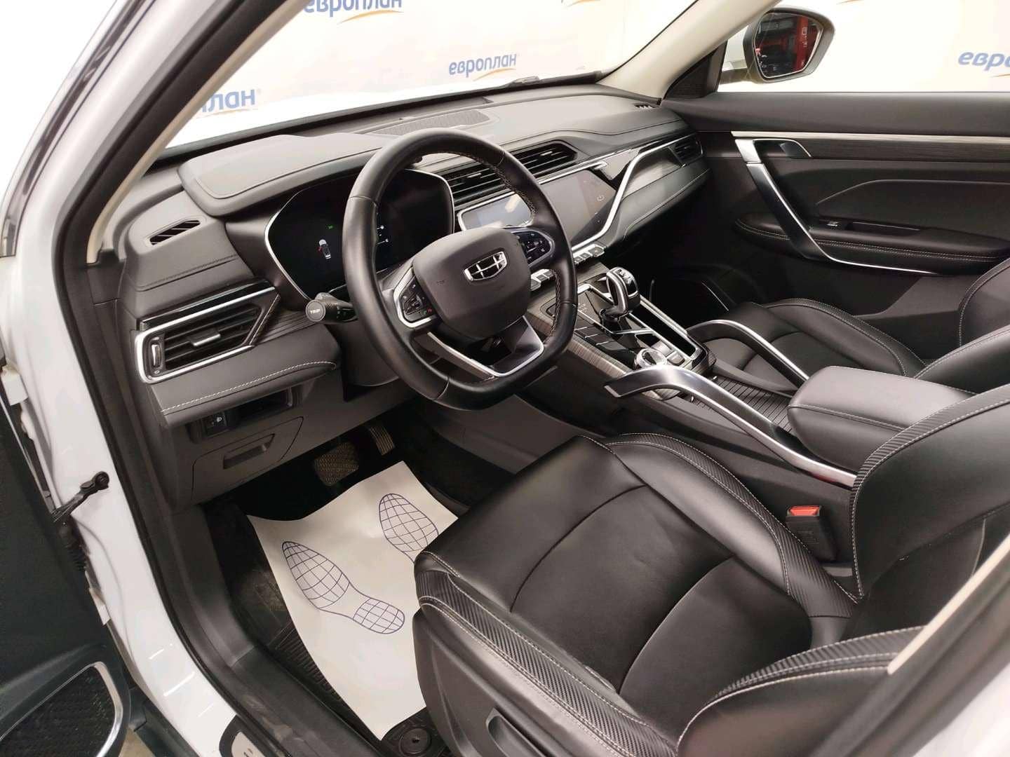 Geely Atlas Pro,  84 912 км, 2024 года в лизинг