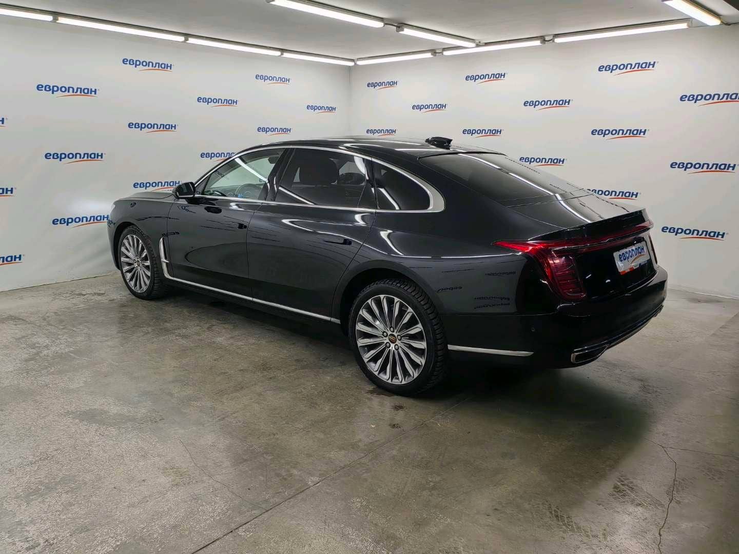 Hongqi H9,  104 601 км, 2021 года в лизинг