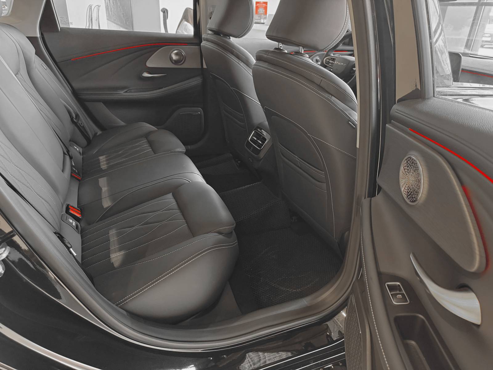 Chery Arrizo 8 Ultra Black 1.6T 150 DCT