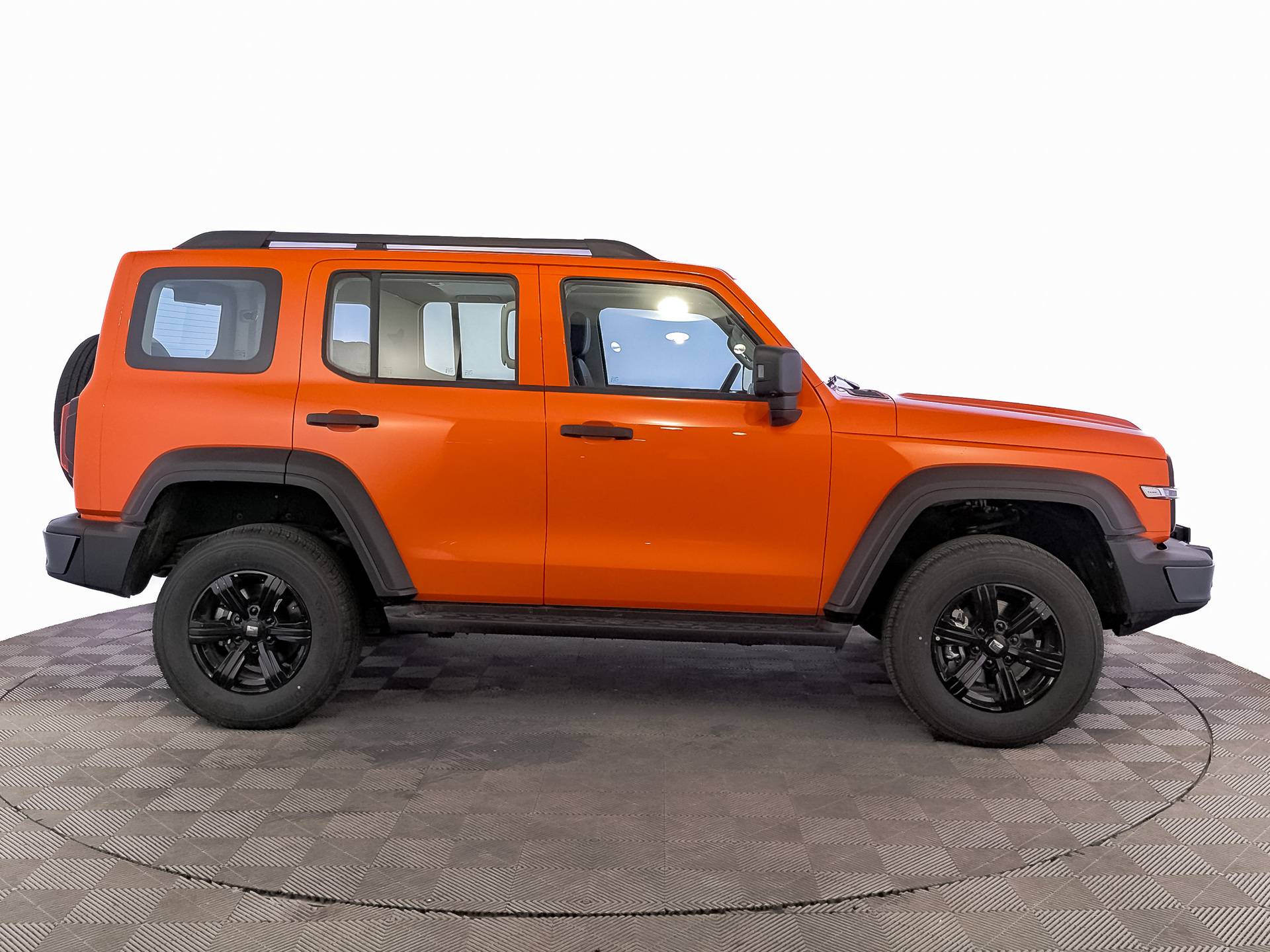 Tank 300 City Adventure 2.0 8AT 4WD