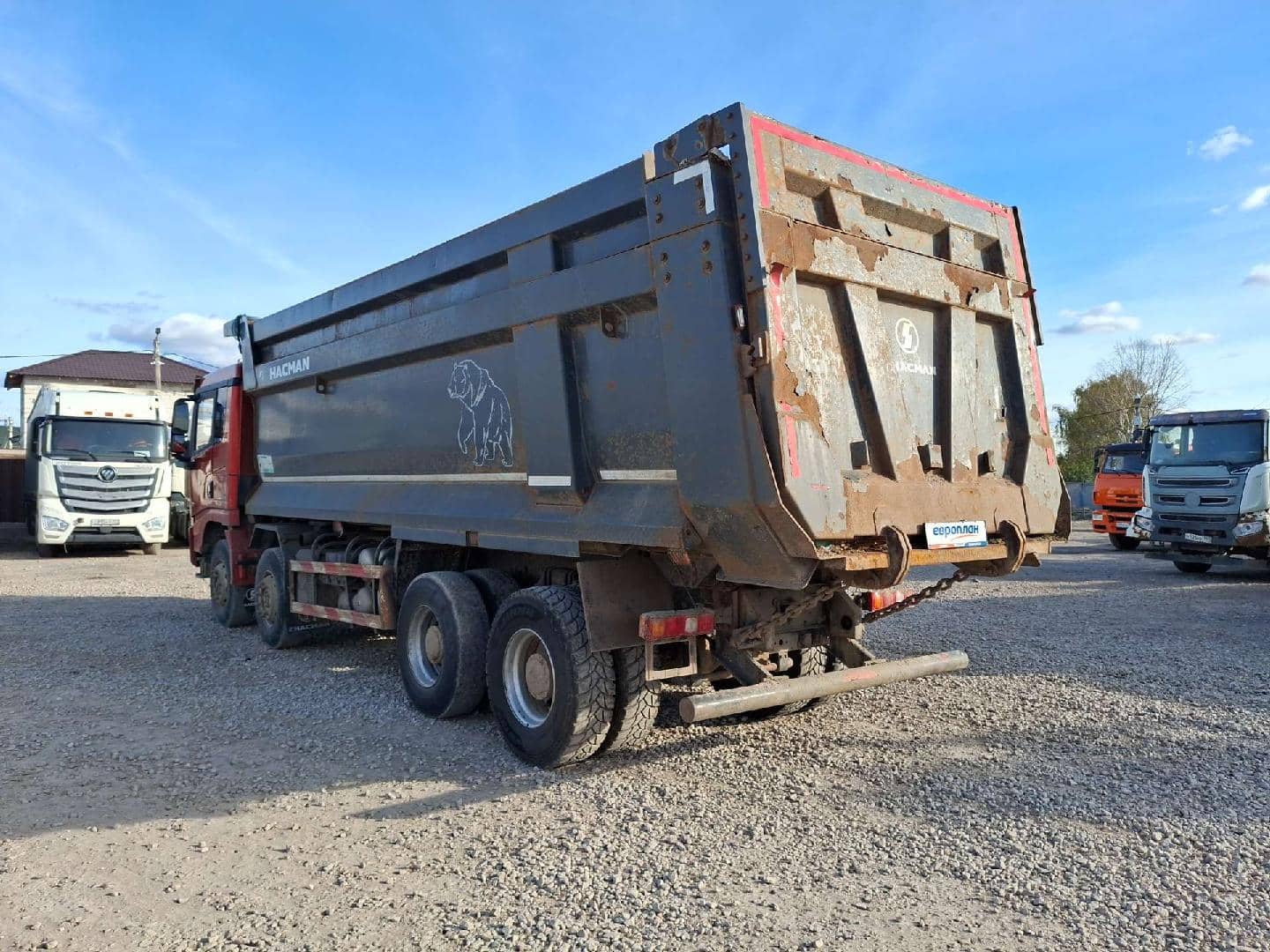 Shacman SX33186V366,  181 760 км, 2024 года в лизинг
