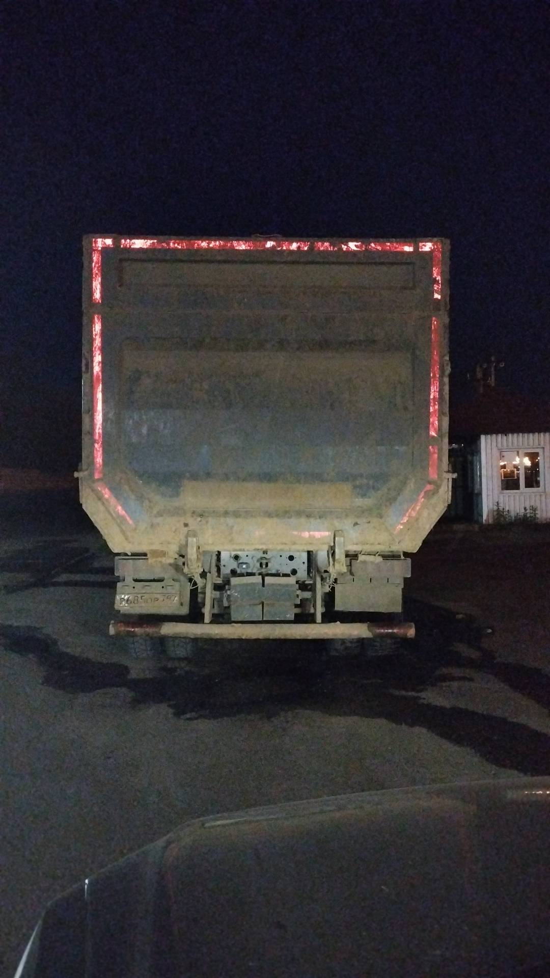 HOWO ZZ3317V386GE1 8х4,  5 460 000 км, 2023 года в лизинг