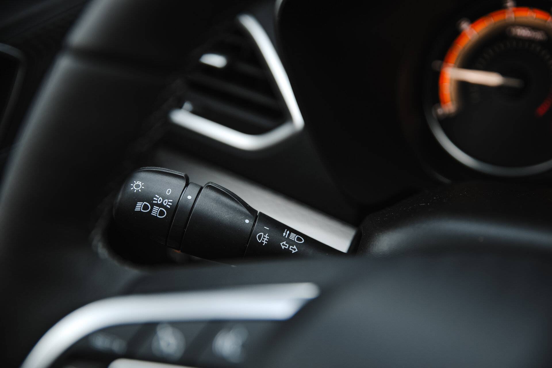 Lada Vesta седан Enjoy 24 1.8 122hp AT