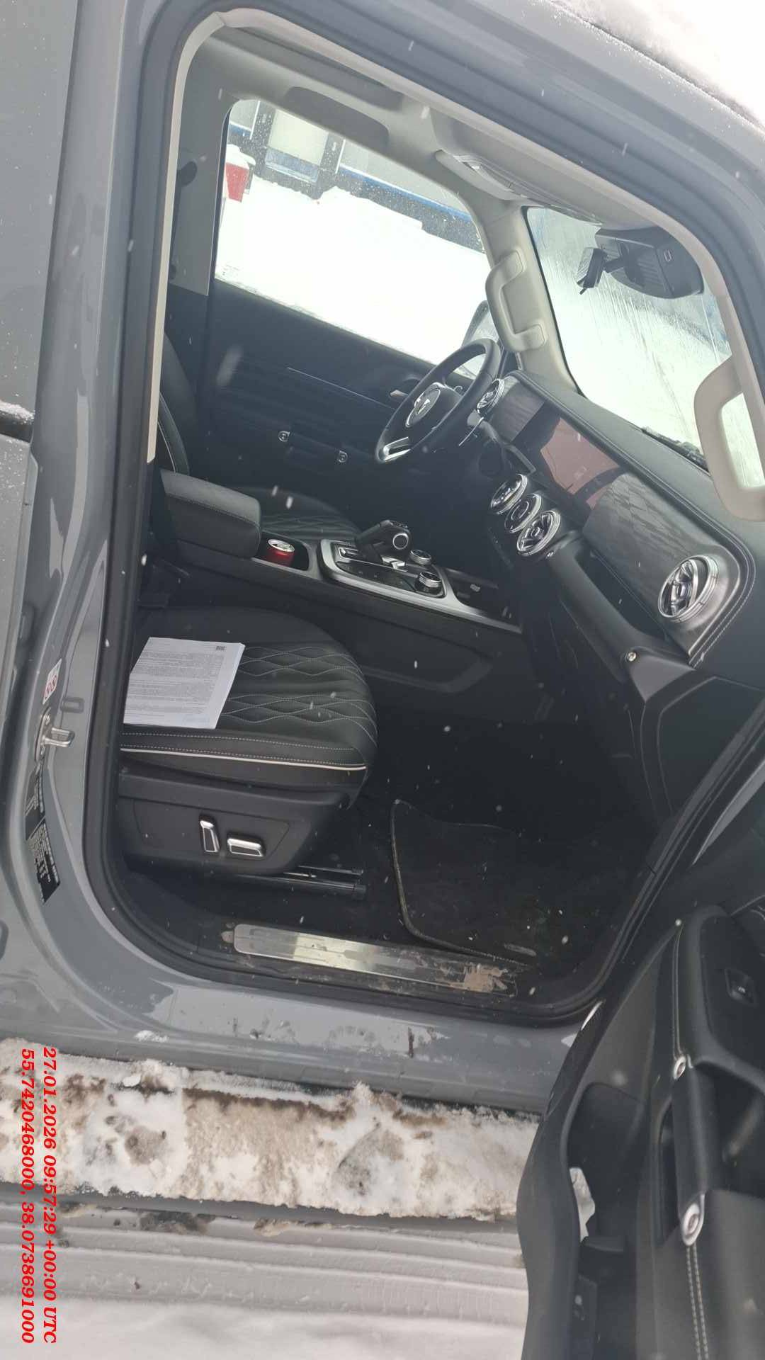 Tank 300,  26 944 км, 2024 года