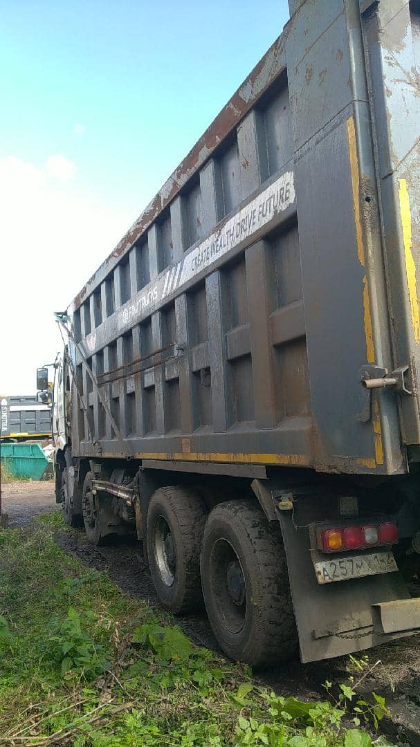FAW CA3310P66K24T4E5 8х4,  283 877 км, 2022 года в лизинг