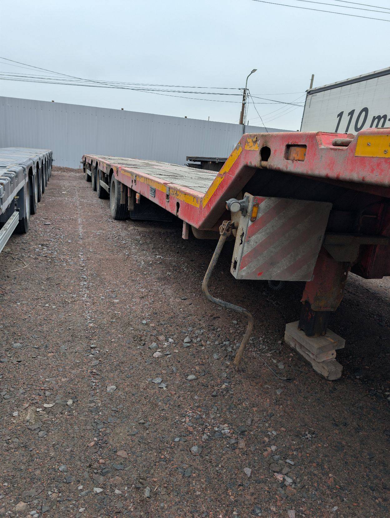 Компания СпецПрицеп Тяжеловоз низкорамный 9942L4, 2020 года в лизинг