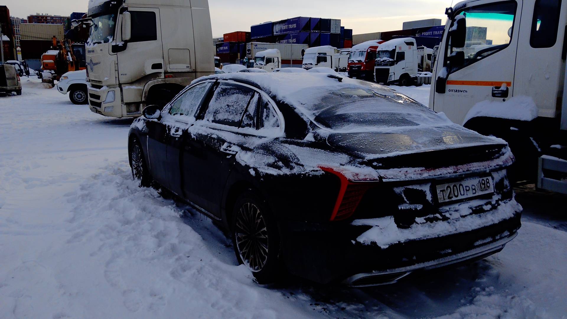 Hongqi H5,  124 869 км, 2024 года в лизинг