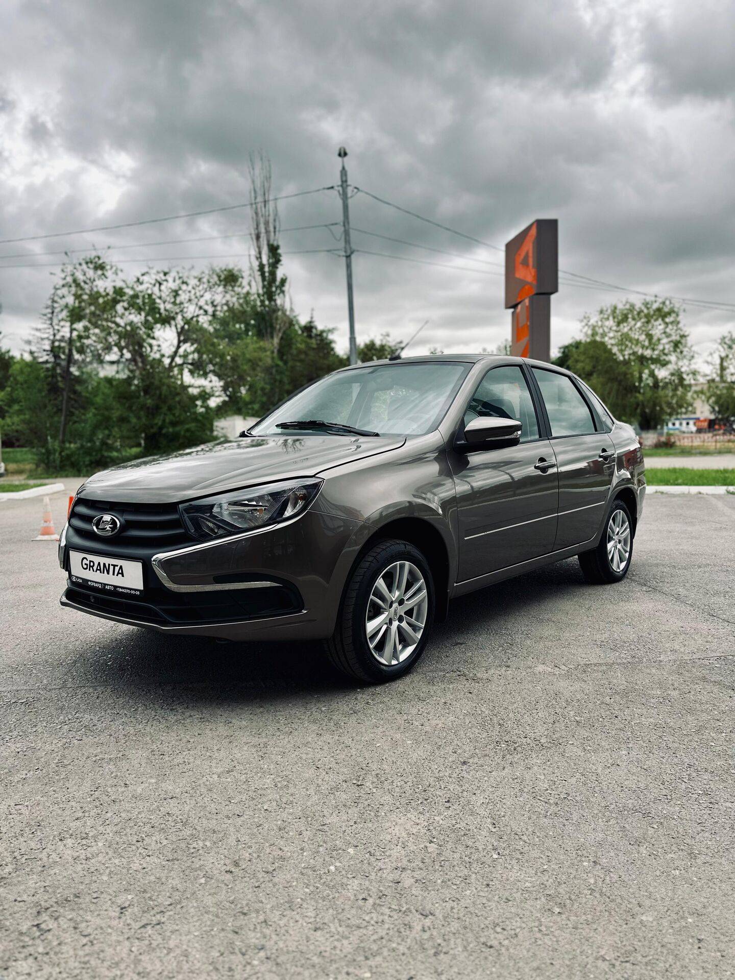 Lada Granta седан Classic 24 Кондиционер 1.6 90hp 5MT