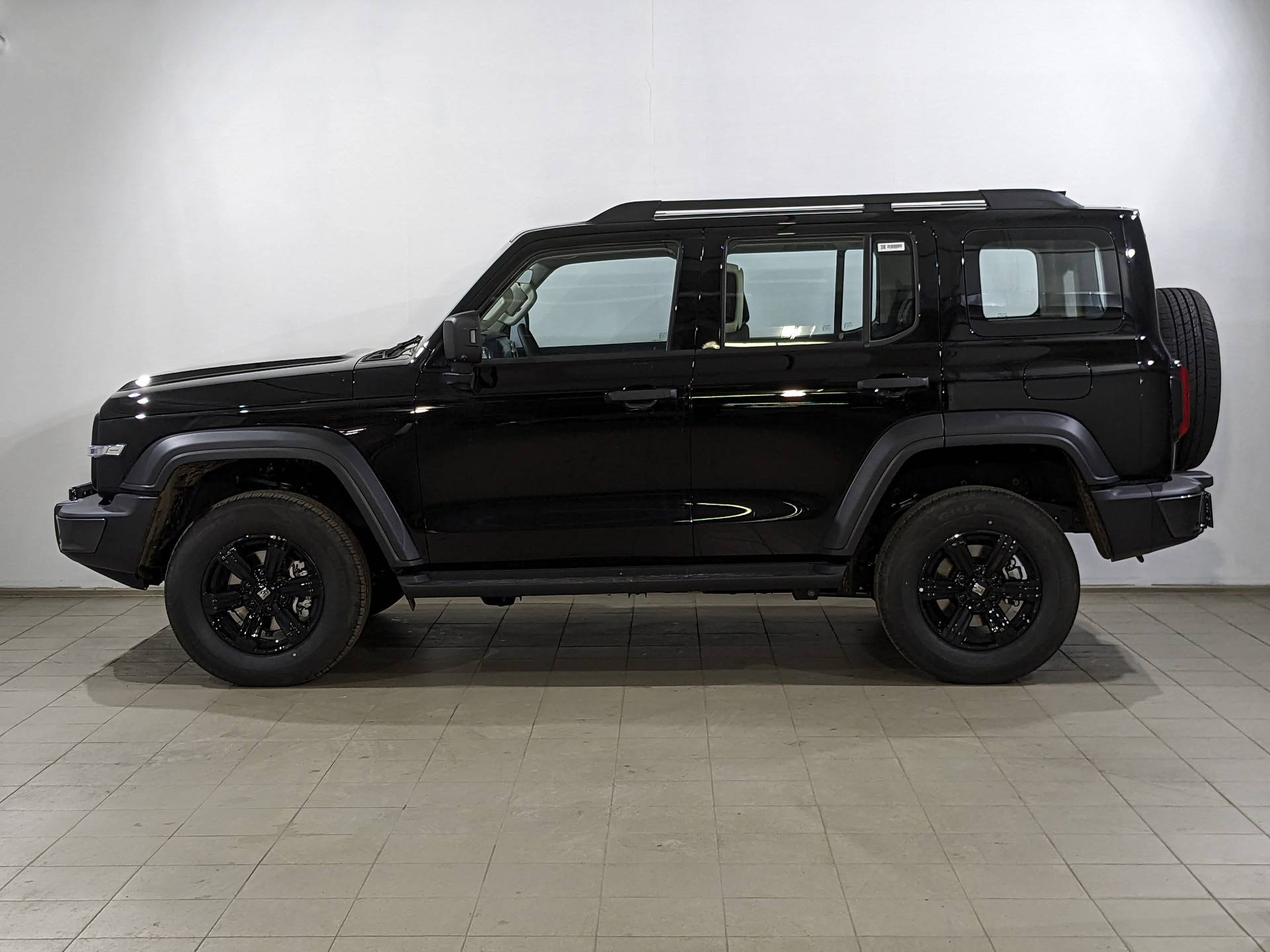 Tank 300 Adventure 2.0 8AT 4WD